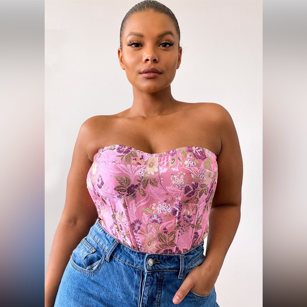 Pretty Little Thing | Pink Lacey Corset Top